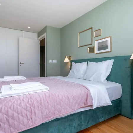 Trindade Duplex By Amber Star Rent 포르투